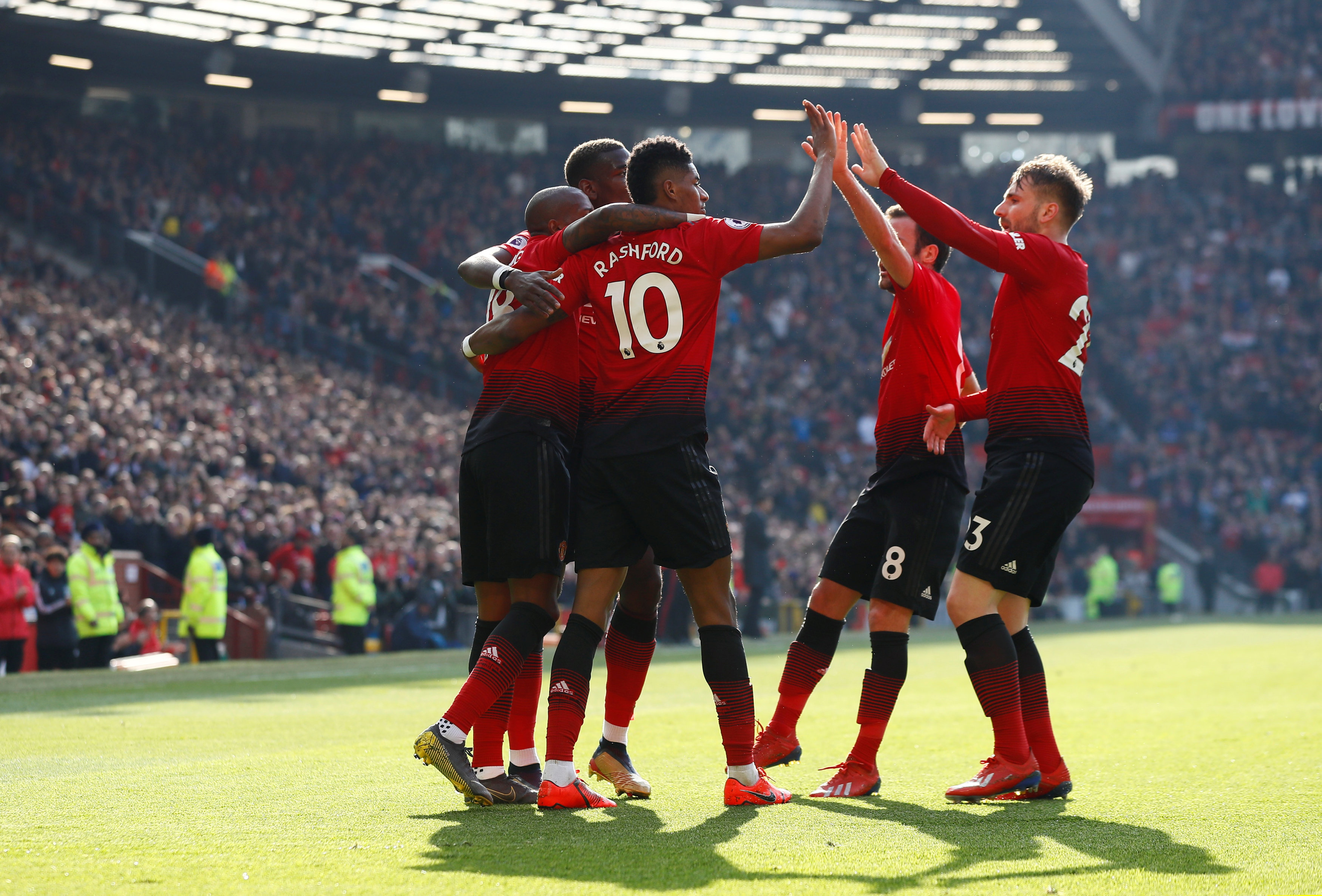 疑展现了俱 疑展现了俱